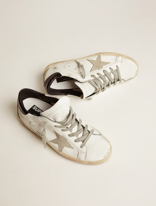 Super-Star Femme – Contrefort Noir & Lettrage Métal